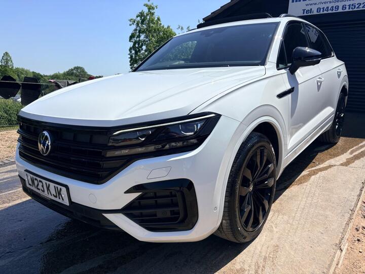 Volkswagen Touareg 3.0 TDI V6 Black Edition Tiptronic 4Motion Euro 6 (s/s) 5dr