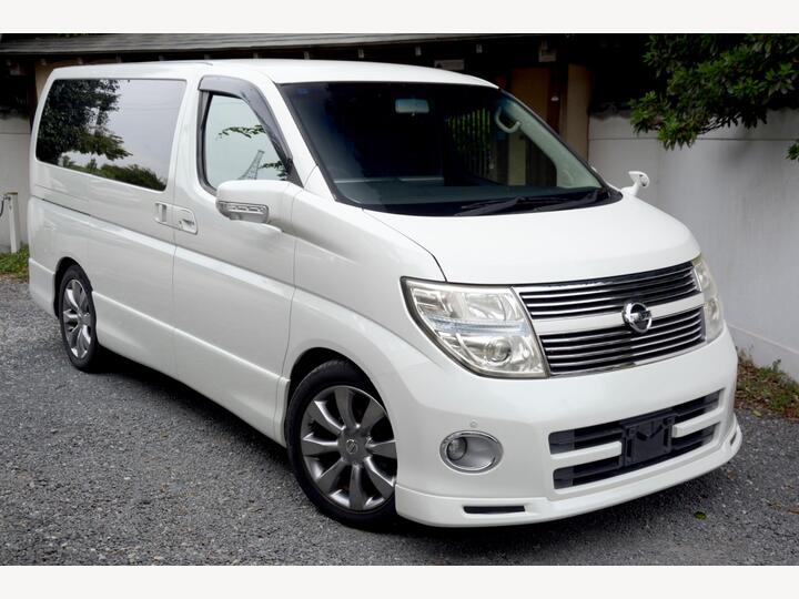 Nissan Elgrand 2.5 Highway Star Black Edition Nissan Elgrand 2.5 Highway Star Black Edition