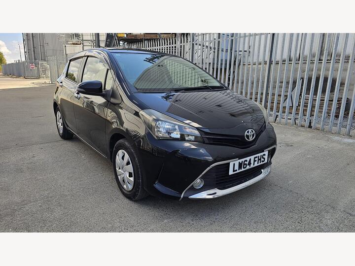 Toyota Yaris 1.33 Dual VVT-i Icon Multidrive S Euro 6 5dr