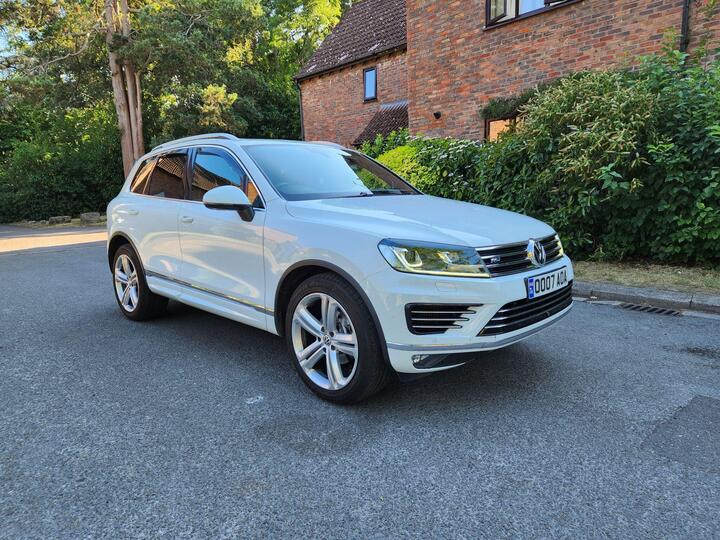 Volkswagen Touareg 3.0 TDI V6 BlueMotion Tech R-Line Plus Tiptronic 4WD Euro 6 (s/s) 5dr