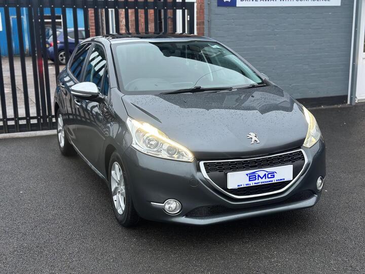 Peugeot 208 1.2 VTi PureTech Style Euro 6 5dr