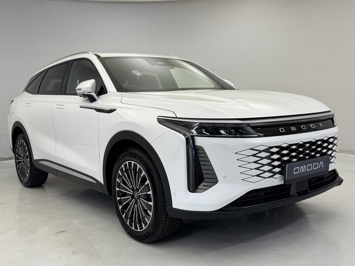 OMODA 9 Noble Phev Awd Auto 1.5T SHS 34.46kWh Noble DHT3 4WD Euro 6 (s/s) 5dr