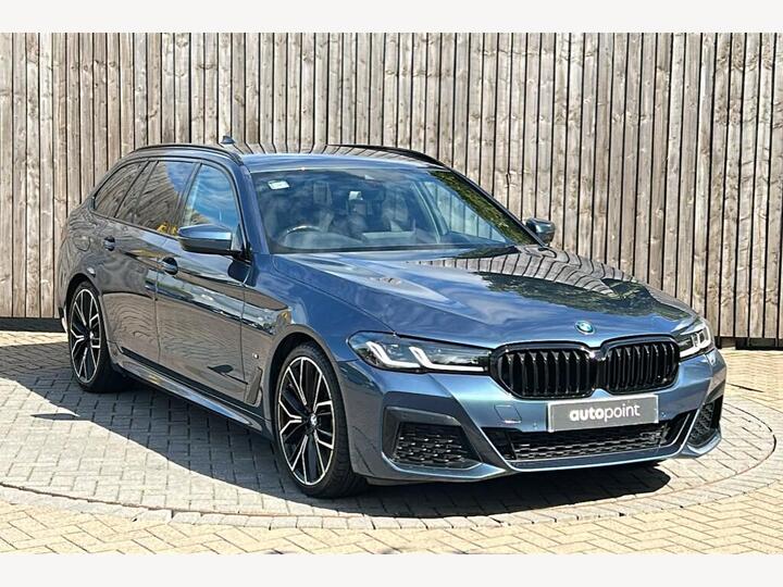 BMW 5 Series 2.0 520d MHT M Sport Touring Steptronic Euro 6 (s/s) 5dr BMW 5 Series 2.0 520d MHT M Sport Touring Steptronic Euro 6 (s/s) 5dr