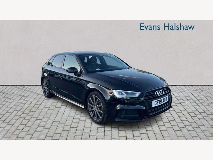 Audi A3 Sportback 1.5 TFSI CoD 35 Black Edition Sportback S Tronic Euro 6 (s/s) 5dr