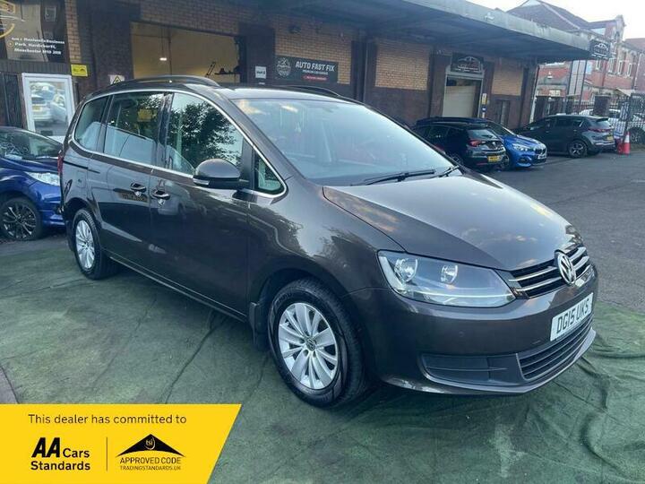 Volkswagen Sharan 2.0 TDI BlueMotion Tech SE DSG Euro 5 (s/s) 5dr