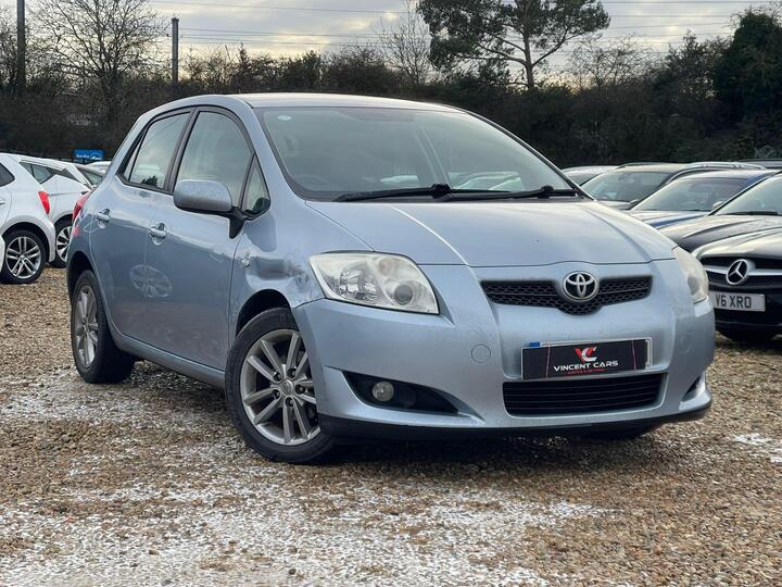 Toyota Auris 1.33 VVT-i TR (s/s) 5dr