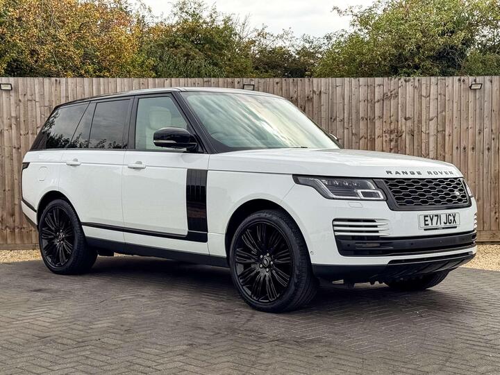Land Rover RANGE ROVER 3.0 D300 MHEV Westminster Black Auto 4WD Euro 6 (s/s) 5dr Land Rover RANGE ROVER 3.0 D300 MHEV Westminster Black Auto 4WD Euro 6 (s/s) 5dr