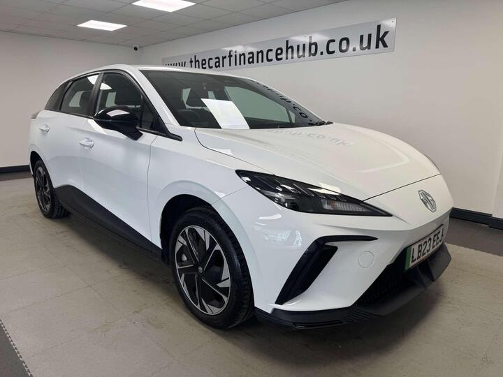 MG 4 64kWh SE Long Range Auto 5dr