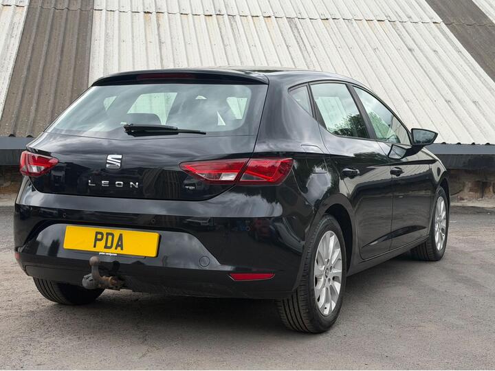 SEAT Leon 1.6 TDI CR SE DSG Euro 5 (s/s) 5dr