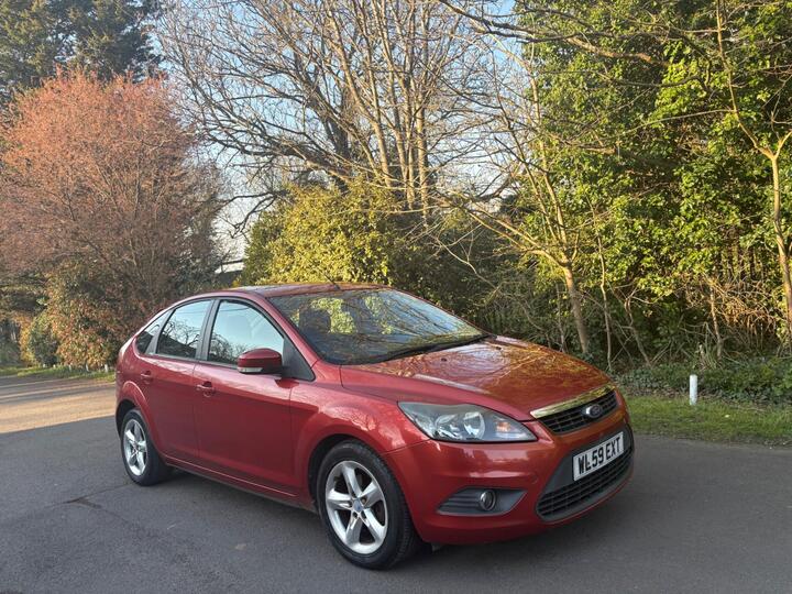 Ford Focus 1.6 Zetec 5dr