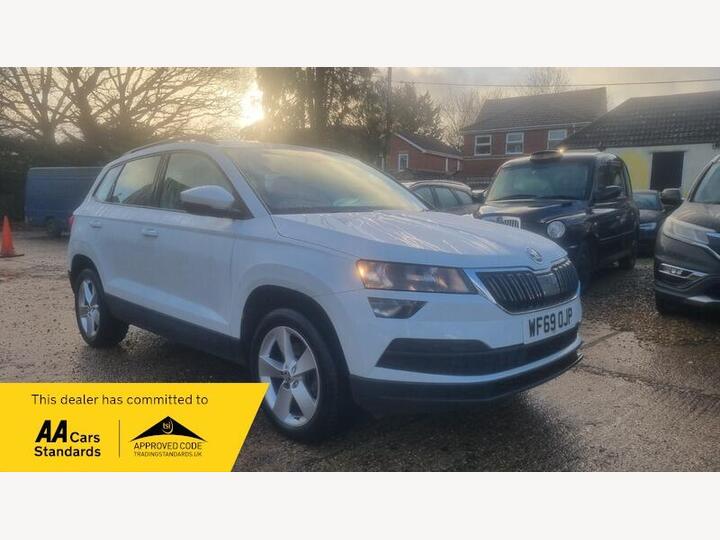 Skoda Karoq 1.0 TSI SE Euro 6 (s/s) 5dr Skoda Karoq 1.0 TSI SE Euro 6 (s/s) 5dr