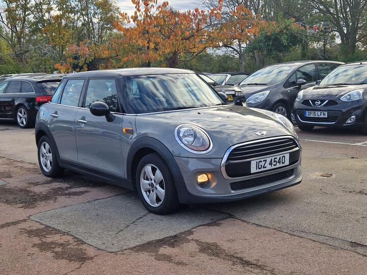 MINI Hatch 1.5 Cooper Euro 6 (s/s) 5dr