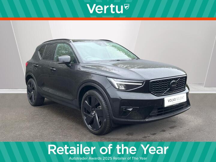 Volvo XC40 2.0 B3 MHEV Plus Black Edition DCT Auto Euro 6 (s/s) 5dr