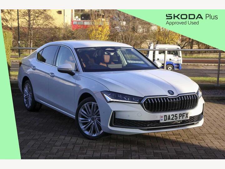 Skoda Superb 2.0 TSI Laurin & Klement DSG 4WD Euro 6 (s/s) 5dr Skoda Superb 2.0 TSI Laurin & Klement DSG 4WD Euro 6 (s/s) 5dr