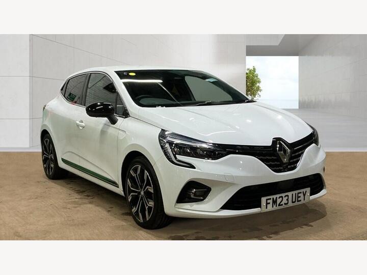 Renault CLIO 1.6 E-TECH Techno Auto Euro 6 (s/s) 5dr