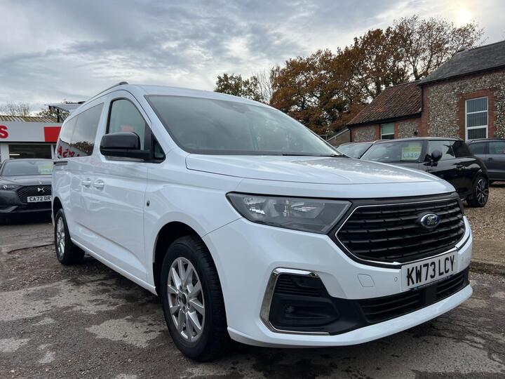 Ford Grand Tourneo Connect 2.0 EcoBlue Titanium DCT Euro 6 (s/s) 5dr Ford Grand Tourneo Connect 2.0 EcoBlue Titanium DCT Euro 6 (s/s) 5dr