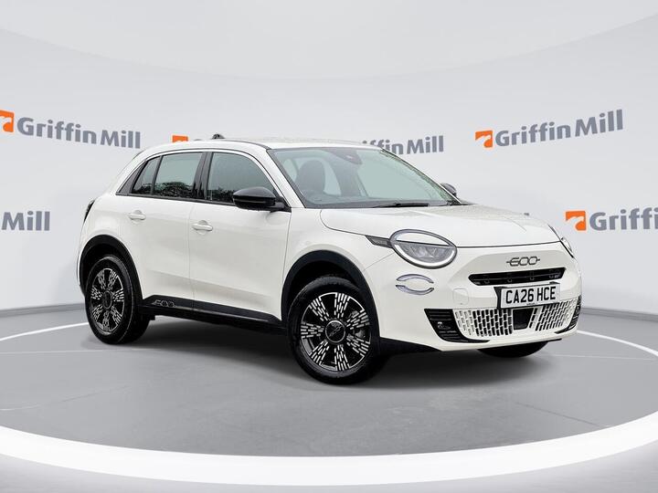Fiat 600 Hatch 1.2 MHEV E-DCT Euro 6 (s/s) 5dr