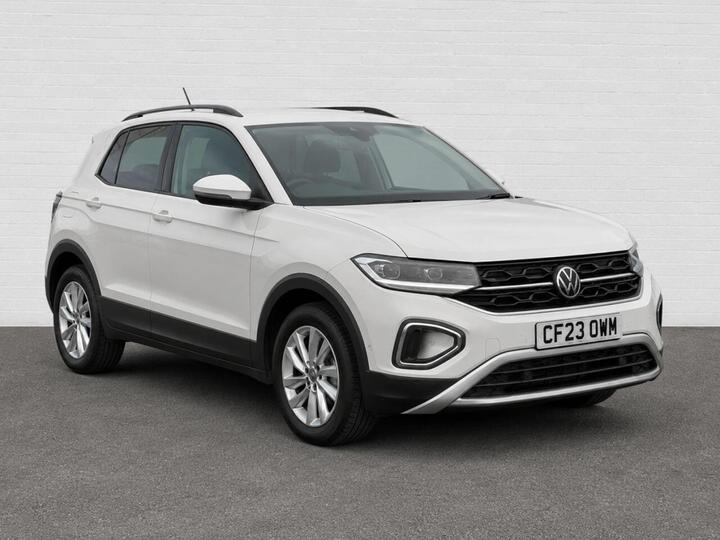 Volkswagen T-ROC 1.5 TSI Life Euro 6 (s/s) 5dr Volkswagen T-ROC 1.5 TSI Life Euro 6 (s/s) 5dr