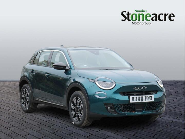 Fiat 600 Ice 1.2 MHEV Icon E-DCT Euro 6 (s/s) 5dr