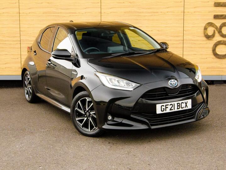 Toyota Yaris 1.5 VVT-h Design E-CVT Euro 6 (s/s) 5dr