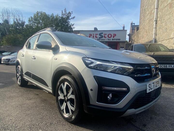 Dacia SANDERO STEPWAY 1.0 TCe Prestige Euro 6 (s/s) 5dr Dacia SANDERO STEPWAY 1.0 TCe Prestige Euro 6 (s/s) 5dr