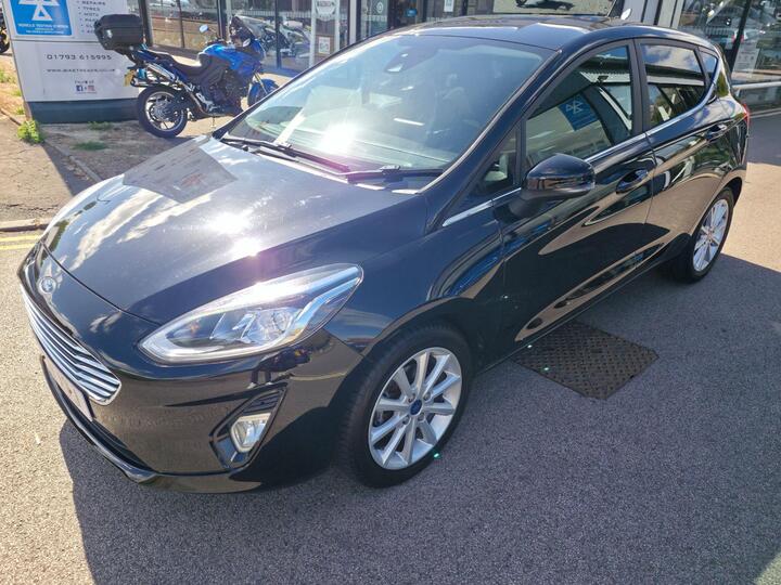Ford Fiesta 1.0T EcoBoost Titanium Euro 6 (s/s) 5dr