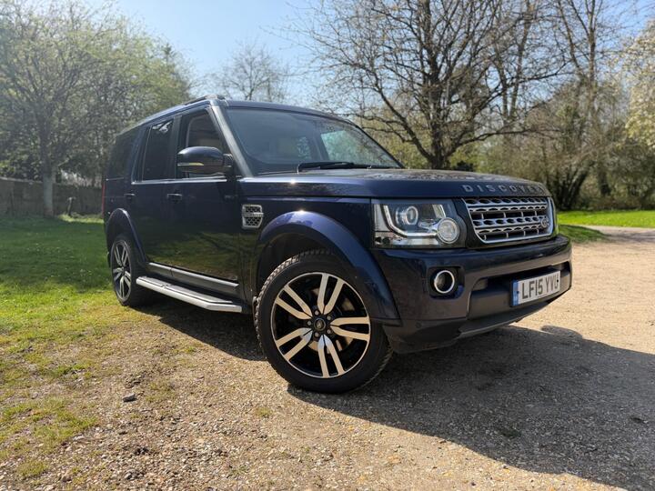 Land Rover Discovery 4 3.0 SD V6 HSE Luxury Auto 4WD Euro 5 (s/s) 5dr Land Rover Discovery 4 3.0 SD V6 HSE Luxury Auto 4WD Euro 5 (s/s) 5dr