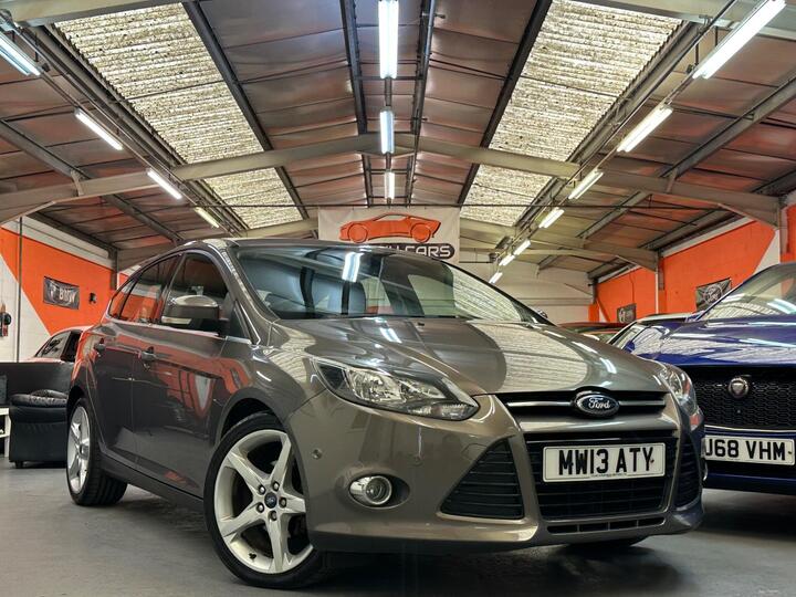 Ford Focus 1.6 TDCi Titanium Euro 5 (s/s) 5dr