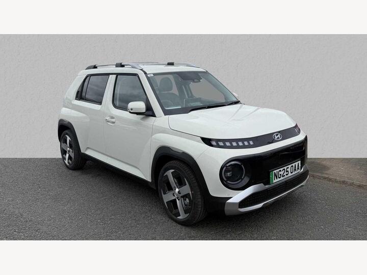 Hyundai INSTER ELECTRIC HATCHBACK 85kW 02 49kWh 5dr Auto Hyundai INSTER ELECTRIC HATCHBACK 85kW 02 49kWh 5dr Auto