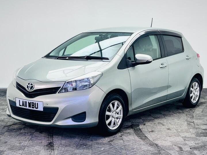 Toyota Yaris 1.33 Dual VVT-i TR Multidrive S Euro 5 5dr