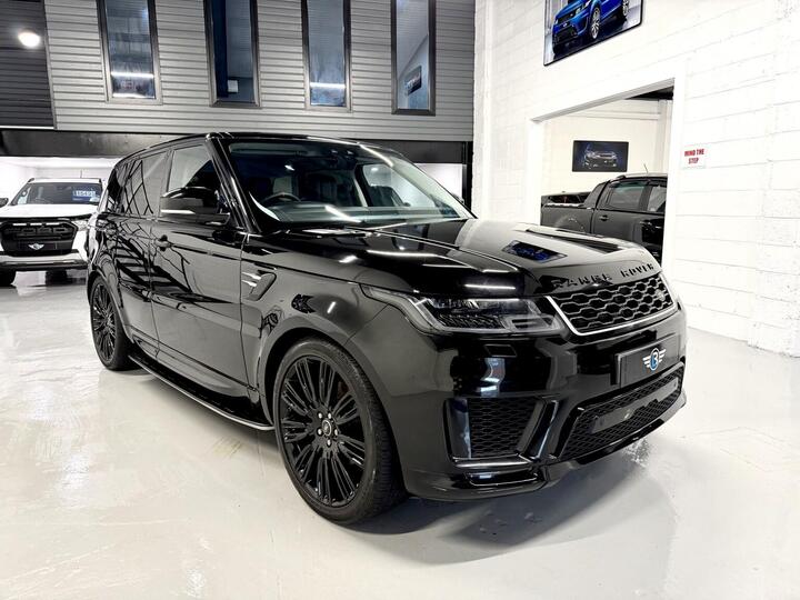Land Rover RANGE ROVER SPORT 3.0 SD V6 HSE Auto 4WD Euro 6 (s/s) 5dr Land Rover RANGE ROVER SPORT 3.0 SD V6 HSE Auto 4WD Euro 6 (s/s) 5dr