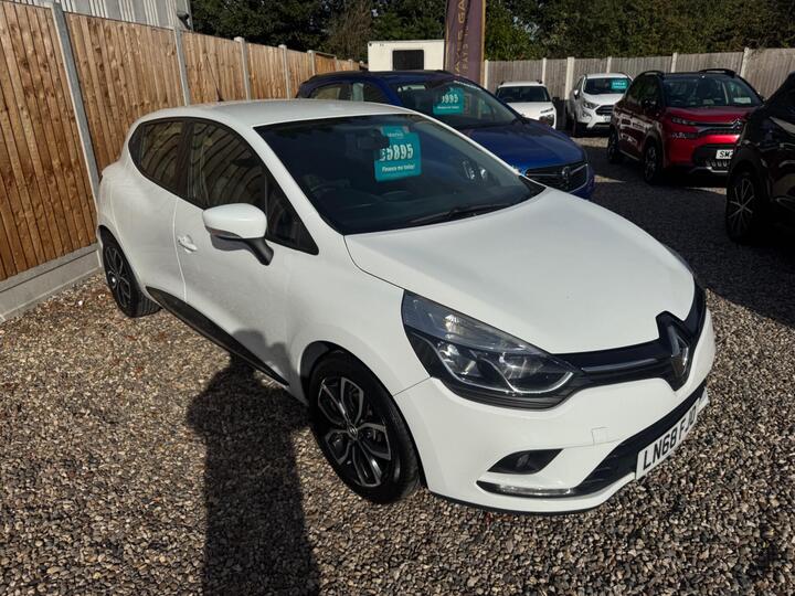 Renault Clio 0.9 TCe Play Euro 6 (s/s) 5dr