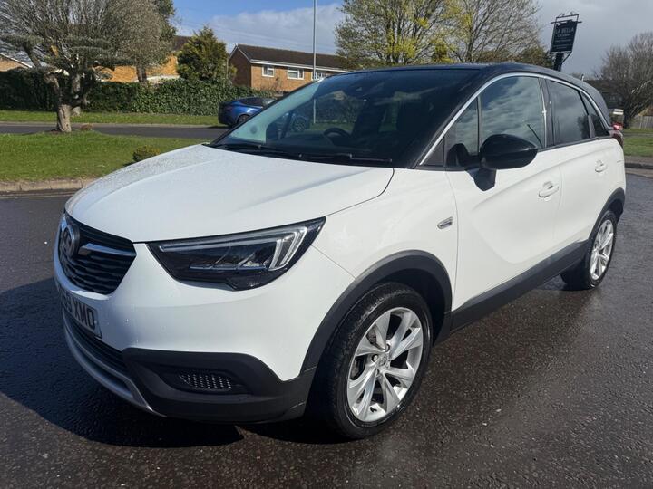 Vauxhall Crossland X 1.2 Turbo Business Edition Nav Euro 6 (s/s) 5dr Vauxhall Crossland X 1.2 Turbo Business Edition Nav Euro 6 (s/s) 5dr