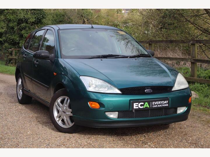 Ford Focus 1.6i 16v CL 5dr