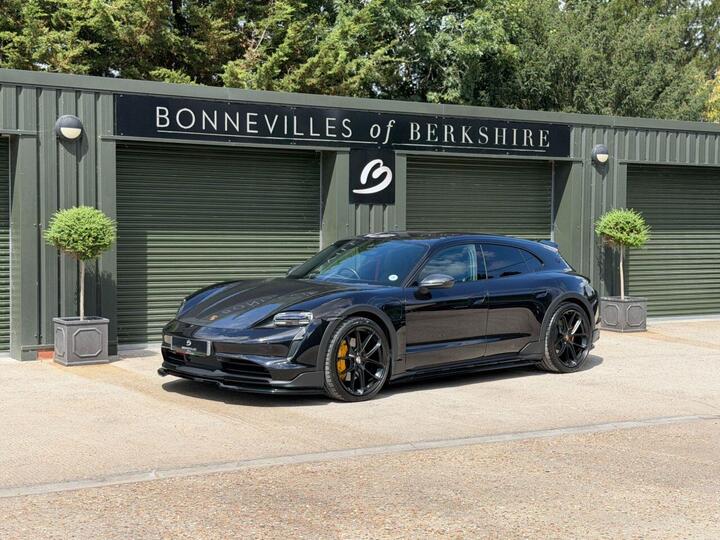 Porsche TAYCAN Performance Plus 93.4kWh 4 Cross Turismo Auto 4WD 5dr (11kW Charger)