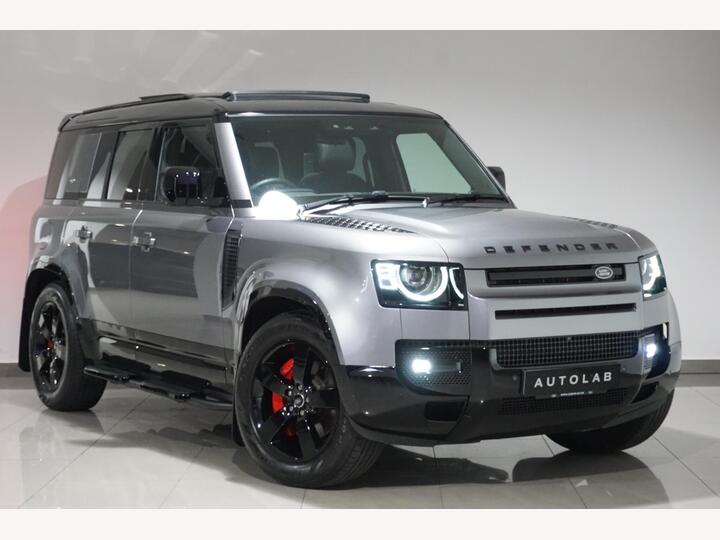Land Rover Defender 110 2.0 P400e 15.4kWh X-Dynamic HSE Auto 4WD Euro 6 (s/s) 5dr Land Rover Defender 110 2.0 P400e 15.4kWh X-Dynamic HSE Auto 4WD Euro 6 (s/s) 5dr