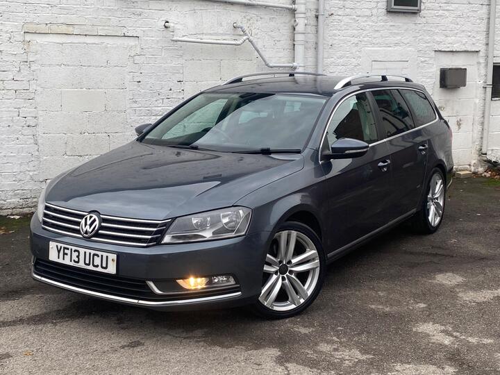 Volkswagen Passat 2.0 TDI BlueMotion Tech Sport Euro 5 (s/s) 5dr Volkswagen Passat 2.0 TDI BlueMotion Tech Sport Euro 5 (s/s) 5dr