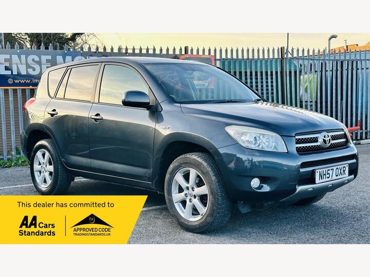 Toyota RAV4 2.0 XT-R 4WD 5dr