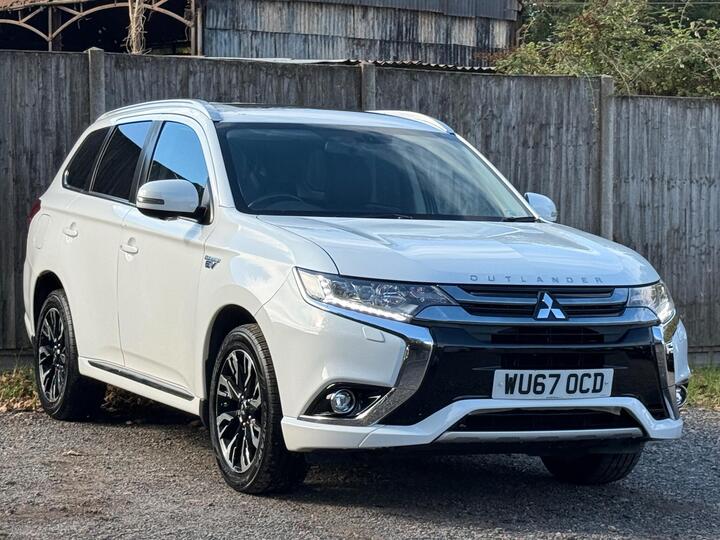 Mitsubishi Outlander 2.0h 12kWh 4h CVT 4WD Euro 6 (s/s) 5dr