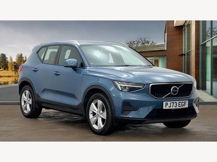 Volvo XC40 2.0 B3 MHEV Core DCT Auto Euro 6 (s/s) 5dr