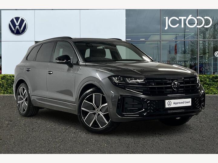 Volkswagen Touareg 3.0 TDI V6 Black Edition Tiptronic 4Motion Euro 6 (s/s) 5dr