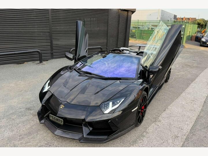 Lamborghini Aventador 6.5 V12 LP 700-4 Roadster ISR 4WD Euro 6 2dr