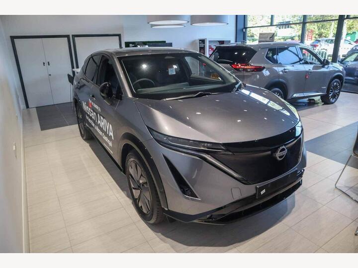 Nissan ARIYA 87kWh Advance Auto 5dr 22kW Charger