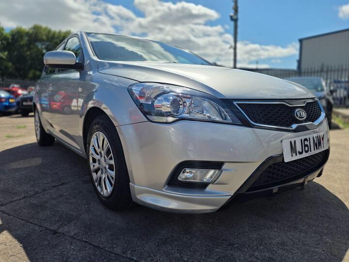 Kia Ceed 1.6 CRDi 3 Euro 5 5dr
