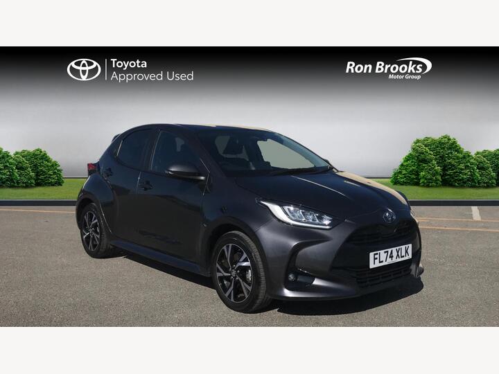 Toyota Yaris 1.5 VVT-h Design E-CVT Euro 6 (s/s) 5dr