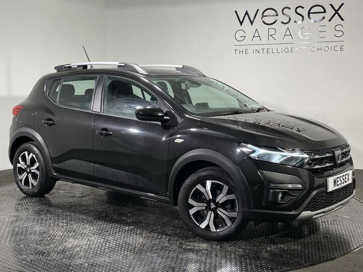 Dacia Sandero Stepway 1.0 TCe Prestige Euro 6 (s/s) 5dr Dacia Sandero Stepway 1.0 TCe Prestige Euro 6 (s/s) 5dr