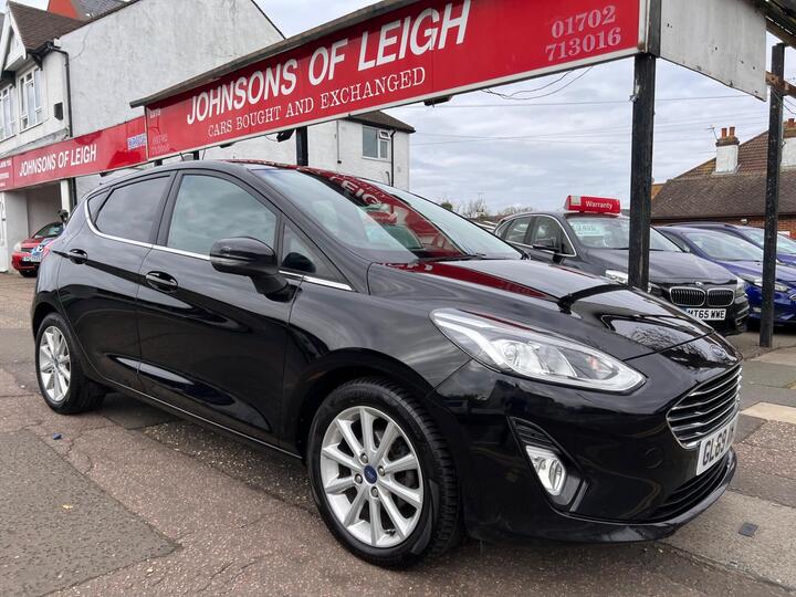 Ford Fiesta 1.0T EcoBoost Titanium Euro 6 (s/s) 5dr