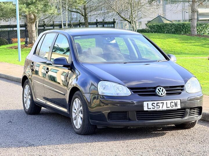 Volkswagen Golf 1.6 FSI Match 5dr