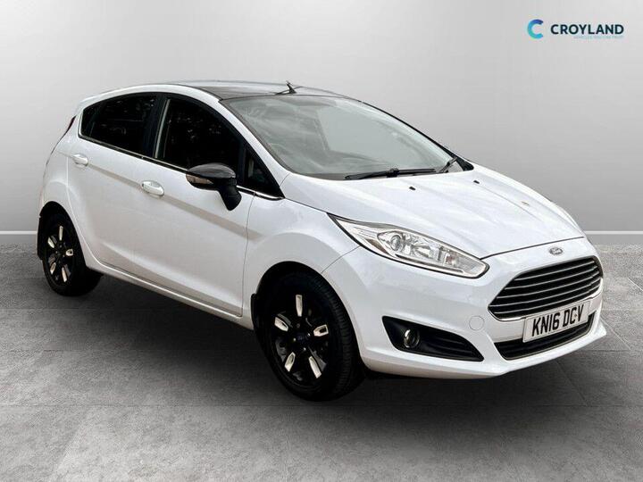 Ford FIESTA 1.0T EcoBoost Zetec White Edition Euro 6 (s/s) 5dr