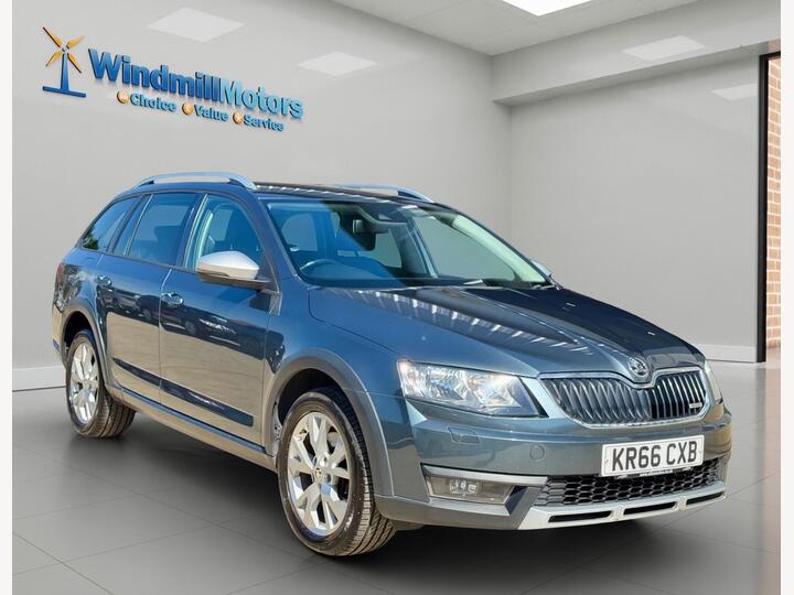 Skoda Octavia 2.0 TDI Scout DSG 4WD Euro 6 (s/s) 5dr